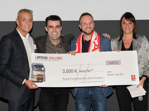 Polak wicemistrzem w finale Optifuel Challenge 2019