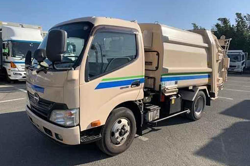 Hino przyznaje się do nowych nieprawidłowości w testach silników