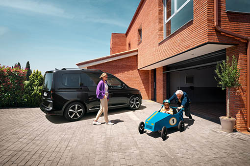 Elegancja w ciemnych odcieniach – specjalna edycja modelu VW Caddy: Dark Label