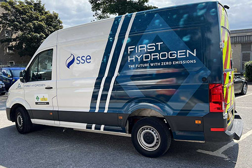 First Hydrogen testuje wodorową furgonetkę MAN 
