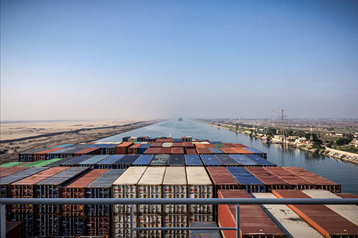 Statki omijają Morze Czerwone - co złego czeka branżę transportowo-logistyczną?