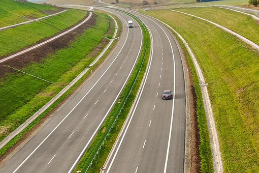 Wybierasz się w podróż podczas upalnych dni?