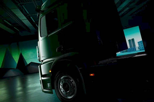 Mercedes-Benz Trucks przedstawia nowe samochody ciężarowe z rodziny eActros