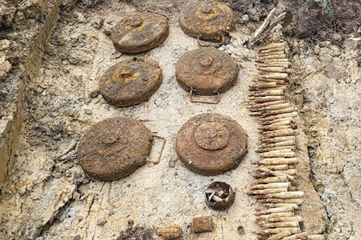 Saperzy na budowach dróg