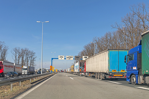 Transport odzieży i obuwia pod ścisłym nadzorem celnym