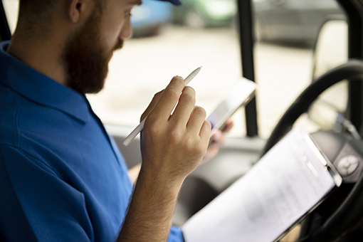 Wykorzystywanie naczep jednoosiowych na egzaminach na prawo jazdy